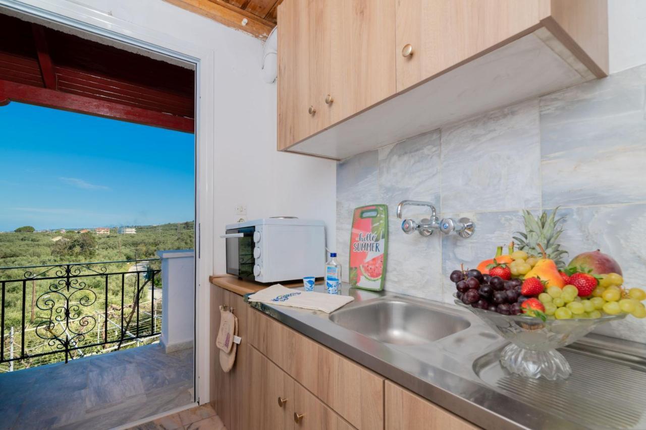 Agnadi Sea View Apartments Alykanas  Esterno foto