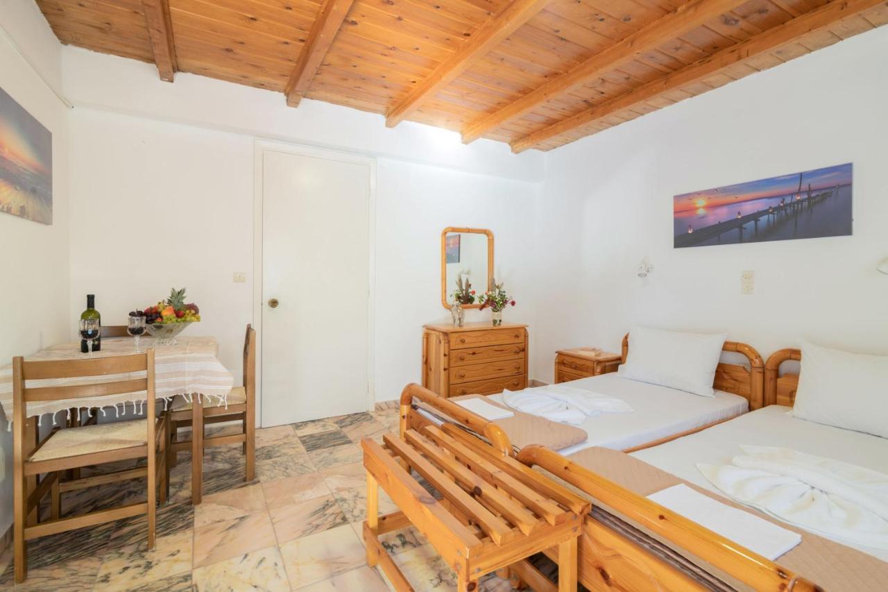 Agnadi Sea View Apartments Alykanas  Esterno foto