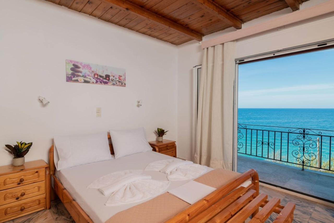 Agnadi Sea View Apartments Alykanas  Esterno foto